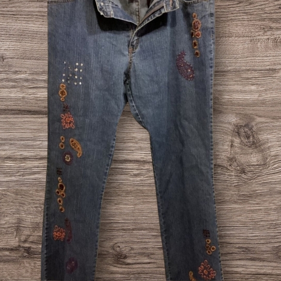 Hearts of Palm Women's Boot Cut Jeans with Embroidery Sz.16 - Picture 5 of 12